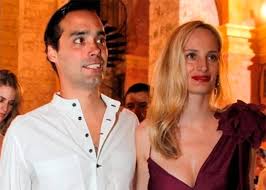 Andrés Santo Domingo, tan rico como su hermano Alejandro, pero lo suyo es  la música