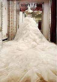 Pin By Wisline Fleurinord On Wedding Gowns Cathedral Wedding Dress Wedding Dresses Dream Wedding Dresses
