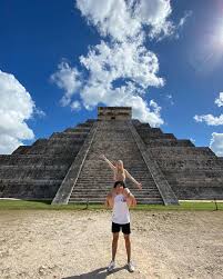 Benjamin Coca (@coca_nutss) • Instagram photos and videos