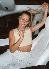 Tatum Beck - Free pics, galleries & more at Babepedia