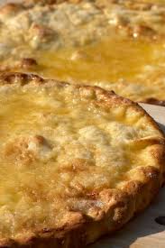 La Tarte Bressane A La Creme Au Beurre Et Au Sucre Tarte Bressane Recette Francaise Recette