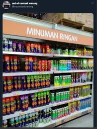 Bagaimana?, untuk membuat resep minuman ini simpel kan?,. Rak Minuman Ringan Ini Isinya Malah Obat Pembasmi Serangga Kok Bisa Guideku Com