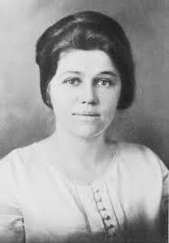 Esto Bates Broughton