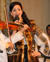 Sunt viorica macovei si te invit sa iti vizitezi tara. Viorica Macovei Contact Tarif Muzica Nunta Romaneasca