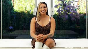 Roxie Curvy Casting Couch HD - Prime Curves