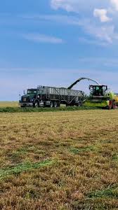 CLAAS JAGUAR 990 90ft Windrows