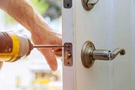 When you insert the key into the cylinder, the pins are manipulated to either lock or unlock the deadbolt. Can A Magnet Unlock A Deadbolt Doordodo Com