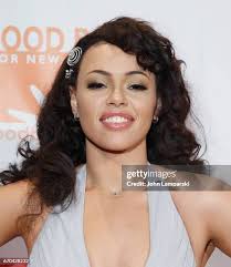 21 Aikisha Holly Photos & High Res Pictures