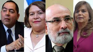 Casi un centenar de abogados compiten por ocupar cuatro plazas en Sala de  lo Constitucional