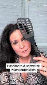 Vanessa Bergen's Instagram, Twitter & Facebook