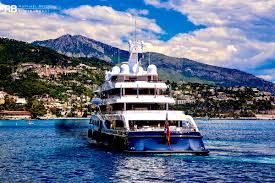 15 july at 06:18 ·. Superyachtfan On Twitter Do You Smoke The Motor Yacht Symphony Owned By Bernard Arnault Https T Co Qxkdzdbejl Raphael Belly Via Superyachtfan Smoke Feadship Symphony Https T Co Pbosbwflqh