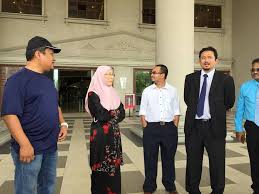 Kes bunuh kevin morais dipindah ke mahkamah tinggi. Di Mahkamah Tinggi Jalan Duta Dr Wan Azizah Wan Ismail Facebook