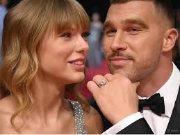 Forever is the Deal” says Taylor Swift as she says'Yes, I Do' to Travis  Kelce as he Proposes with a $6 Million Engagement dashing Ring at the  iHeartRadio Music Awards, see 15
