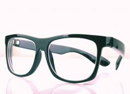 Family eye care plaza has been a leading provider of optometry services and vision care products in the des plaines community since 1985, and we want to help you achieve and maintain clear vision for years to come. Hyperopia Specialist Des Plaines Il Hyperopia Treatment