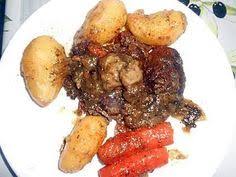 Jarret De Boeuf Confit Aux Carottes Pommes De Terre Recette Recettes De Cuisine Alimentation Recette Jarret De Boeuf