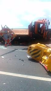 Egyikük a keresztlányával egy pest megyei kisvárosból indult az egynapos horvátországi kirándulásra, amikor a baj történt. Halalos Buszbaleset Tortent Az M0 Ason Fotok Borsonline