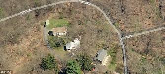 Peruuta peruuta seuraamispyyntösi käyttäjälle @ace_frehley. Up In Flames Foreclosed Suburban New York Home Of Former Kiss Guitarist Ace Frehley Heavily Damaged By Morning Fire Daily Mail Online