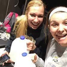 Taylor Brownlee (@tnbrownlee)