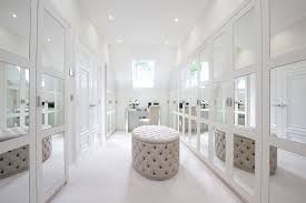 15 Elegant Luxury Walk In Closet Ideas To Store Your Clothes In That Look Like Boutiques Walk In Closet Design Luxury Closets Women Closet Designs
