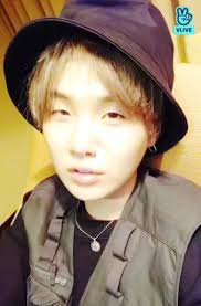 Yoongi stan igot it last night because they are 4 hrs ahead of india in korea. V Live Bts Live í 