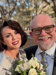 Y'all are lovely! Merry Christmas!