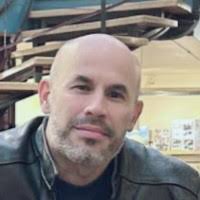 40+ perfiles de «Adrian Corrales»