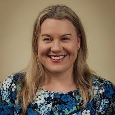 Ellen Mcewan's Instagram, Twitter & Facebook