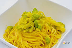 We did not find results for: Spaghetti Allo Zafferano Con Romanesco Profumo Di Frangipani