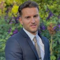 300+ "Daniel Diego" profiles