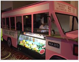 Macam macam ada dari air ke makanan berat, makanan ringan, dessert semua ada � kalau. Food Truck Break Station Meetings Imagined