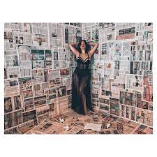 Diy Photo Booth An Inexpensive Route Daily Do It Yourself Photoshoot Backdrops Diy Photo Backdrop Diy Fashion Photoshoot