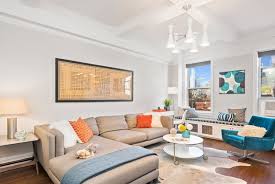 Kleines Wohnzimmer Grosses Sofa Sessel Kreuzbeine Plusche Grosses Sofa Sofa Sessel Kleines Wohnzimmer
