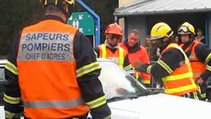 Exercice De Desincarceration Au Lycee Saint Jean Lacroix De Saint Quentin Video Dailymotion Saint Quentin Pompier Sapeur Pompier
