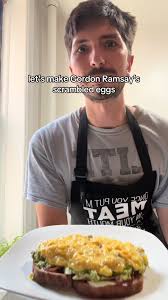 How to Make Eggs Gordon Ramsay Weigh