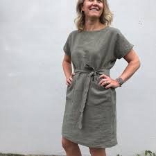 Amber B S Wiksten Shift Dress In Robert Kaufmann S Brussels Washer Linen Blend In Old Green Shift Dress Dresses Garment