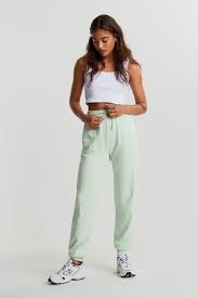 Great prices and discounts on the best sweatpants from adidas, under armour and more. Abbie Sweatpants Sweatpants Gina Tricot