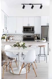 53 Modern Farmhouse Dining Room Table Ideas Decor And Makeover In 2020 Dining Room Small Apartment Dining Apartment Dining Room
