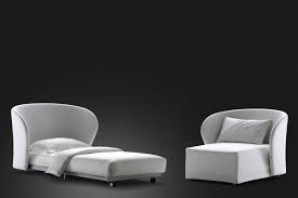 Quasi tutte le poltrone elettriche per anziani e disabili dispongono di tasche laterali, schienale, poggia gambe, poggiatesta e braccioli estraibili. Poltrona Letto Celine Flou Profiliarredamenti