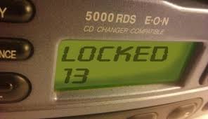 After you reach the limit, the radio enters in locked status. Autoradio Rbb Moreno Buenos Aires