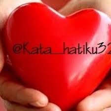 Pahlawan adalah ia yang tak henti bergerak, yang memahat peradaban dengan hati dan perbuatan, dalam sunyi atau gempita. Kata Hatiku On Twitter Kamu Segalanya Dihidupku Hidupku Akan Sepi Tanpamu Kau Bagai Mentari Yang Menyinari Gelapnya Hari Hariku Katahatiku