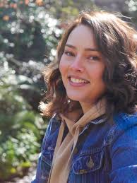 Lucinda Vance's Instagram, Twitter & Facebook