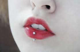 Vertical Labret Piercings Lip Piercing Labret Piercing Labret