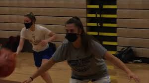 Shop face masks and sports masks at dick's sporting goods. Let Them Play Mn Survey 14 Kids Collapsed Wearing Masks During Winter Sports Practice Wcco Cbs Minnesota
