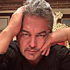 Efren Muro's Instagram, Twitter & Facebook