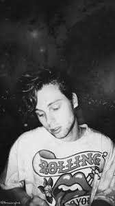 Congratulations to luke hemmings and sierra deaton!! Luke Hemmings Wallpapers Wallpaper Cave