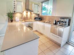 10 amazing small kitchen design ideas