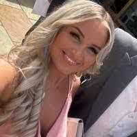 Alysha Wells's Instagram, Twitter & Facebook