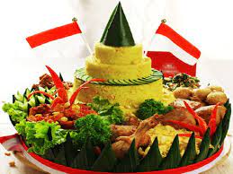 Tumpeng selalu tersedia sebagai sajian dalam acara tirakatan atau renungan hari kemerdekaan. Makanan Paling Sehat Dari Tumpeng Kemerdekaan Indonesia Tips Perawatan Cantik