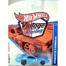 Driven by 'the king' richard petty. Hot Wheels Vintage Racing Series Richard Petty 1971 Plymouth Gtx Nascar Stock Car Global Diecast Direct