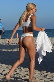 Sounds perfect wahhhh, i don't wanna. Booty Queens The 31 Best Celebrity Butts Of All Time